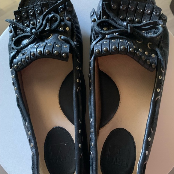 FRYE Reagan Black Leather Moccasins with Studded Detailing - Picture 2 of 16